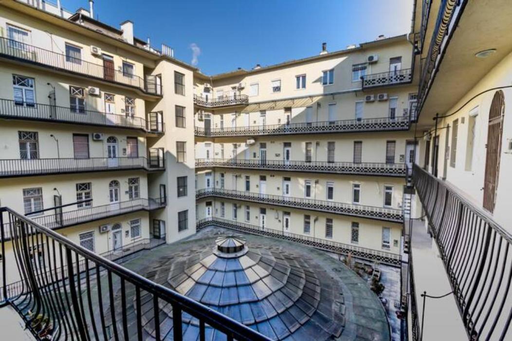 Hi-Bp Sunny Home Apartments In The Heart Of Budapest Exterior photo