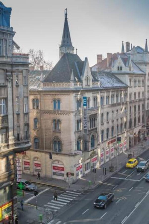 Hi-Bp Sunny Home Apartments In The Heart Of Budapest Exterior photo